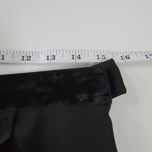 J. McLaughlin Black Skirt Size 6 EUC - Picture 4 of 9